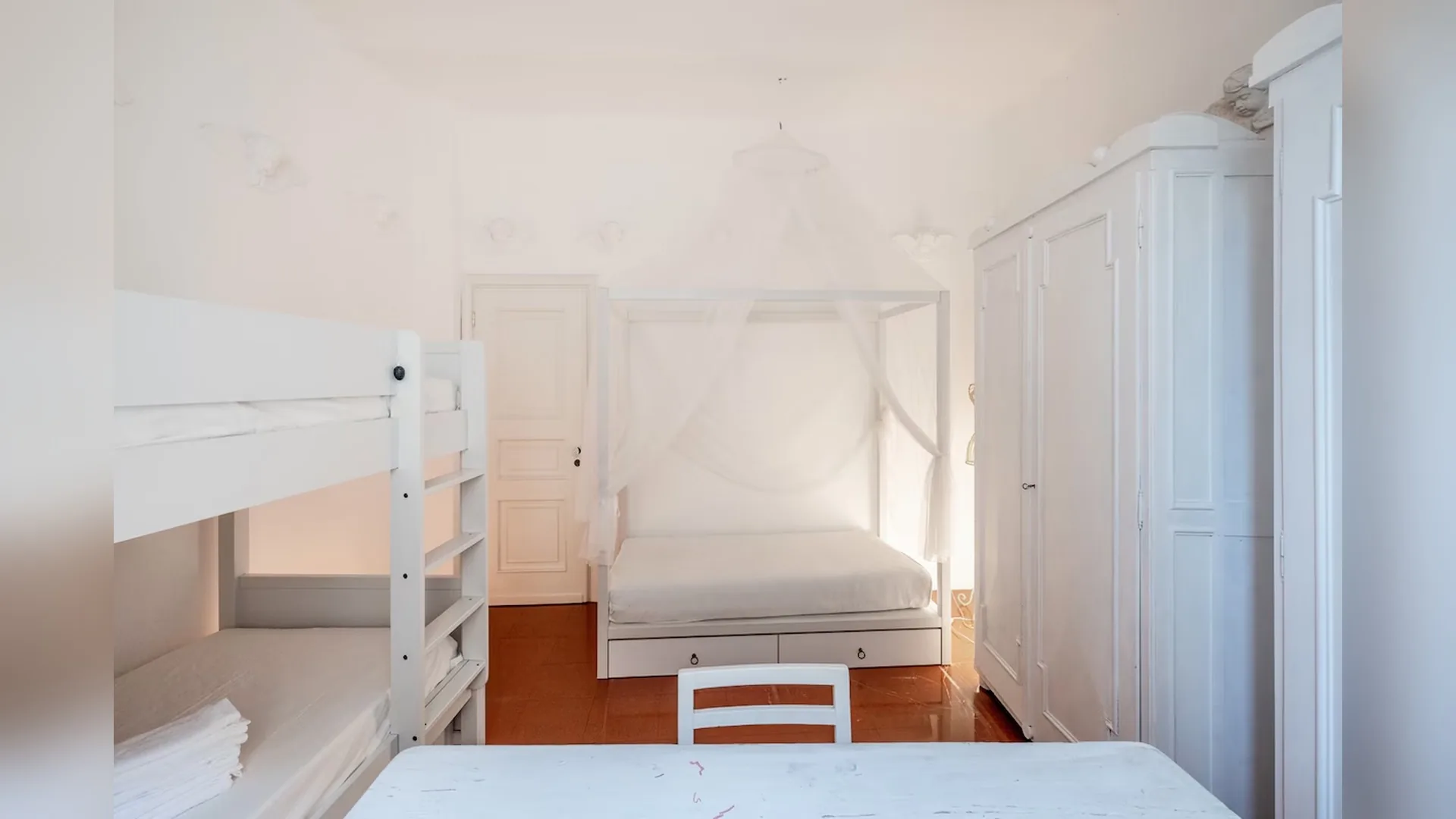 Casa Bianca | Villa Bianca, Finale Ligure (Liguria)